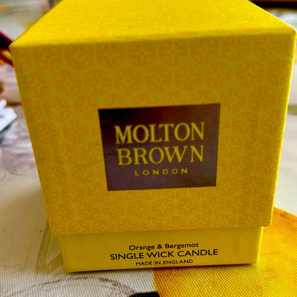 Molton Brown Accents Milton Brown Of London Candles Single Wick